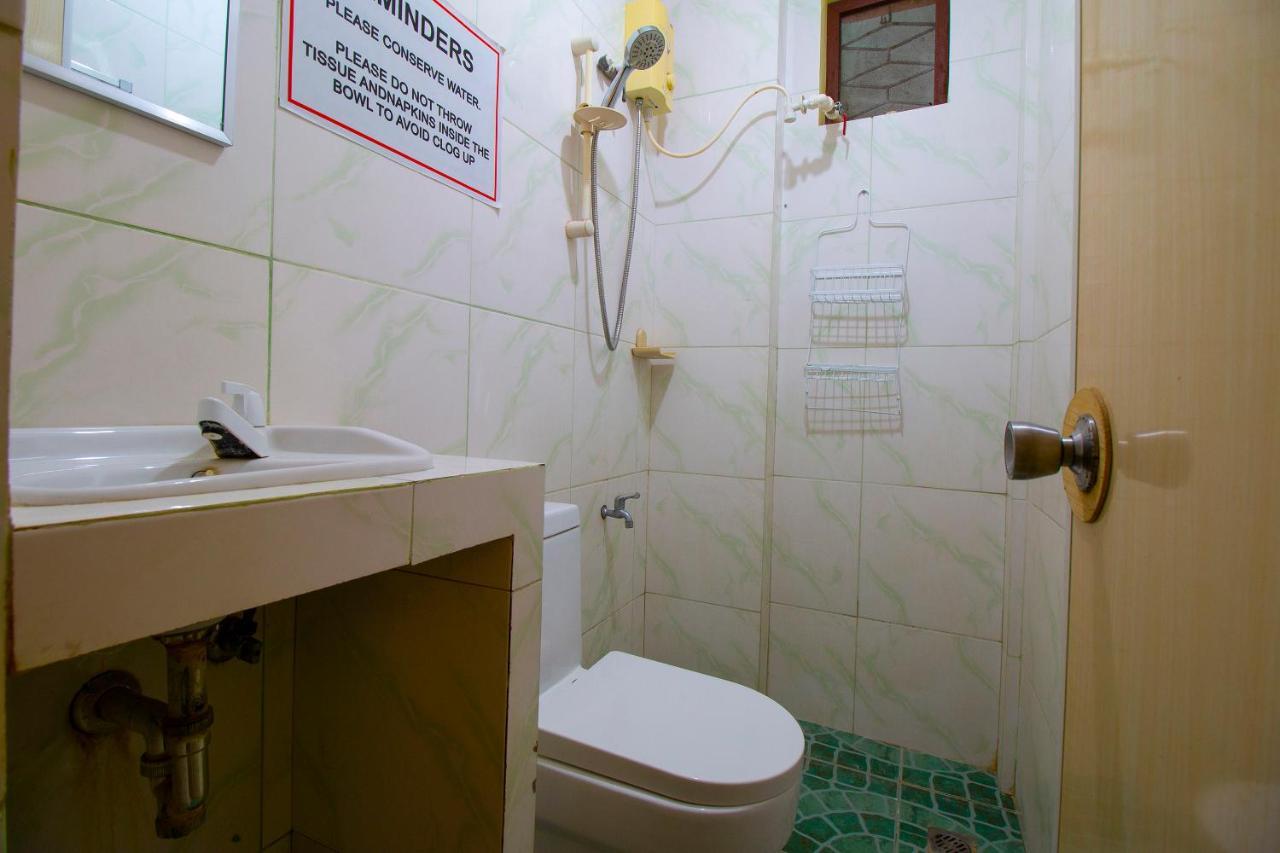 Oyo 788 Lisa'S Guesthouse 몰볼 외부 사진