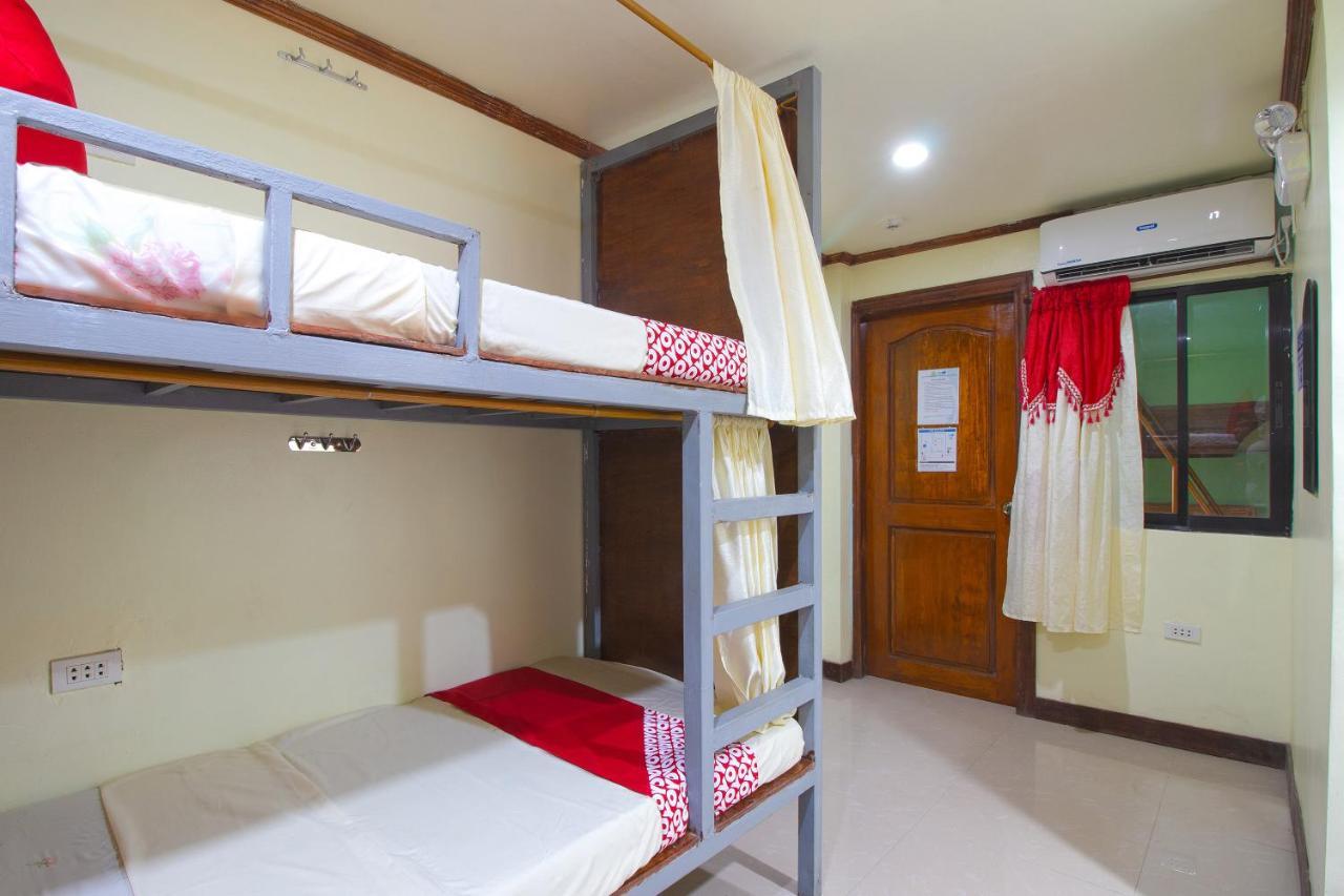 Oyo 788 Lisa'S Guesthouse 몰볼 외부 사진