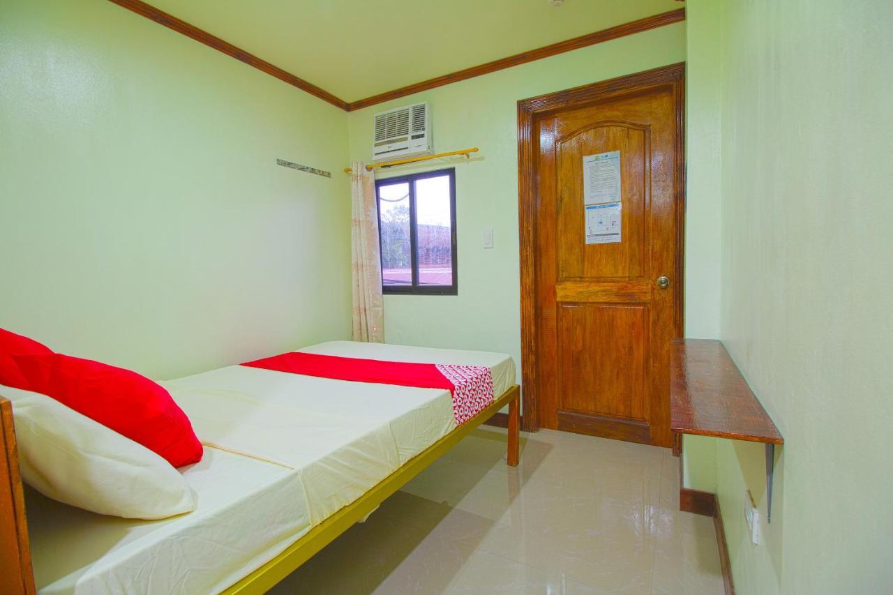 Oyo 788 Lisa'S Guesthouse 몰볼 외부 사진